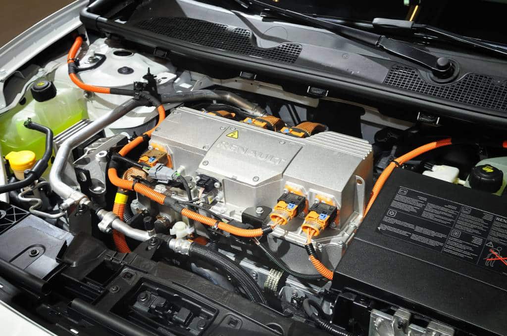 Voiture électrique recharge batterie