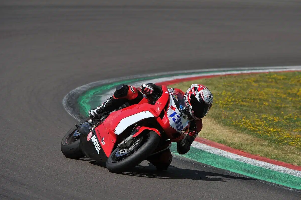 moto  performance