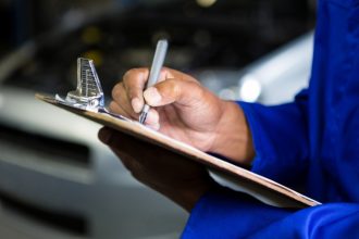 Équipements de contrôle technique : ce que tout centre agréé doit savoir